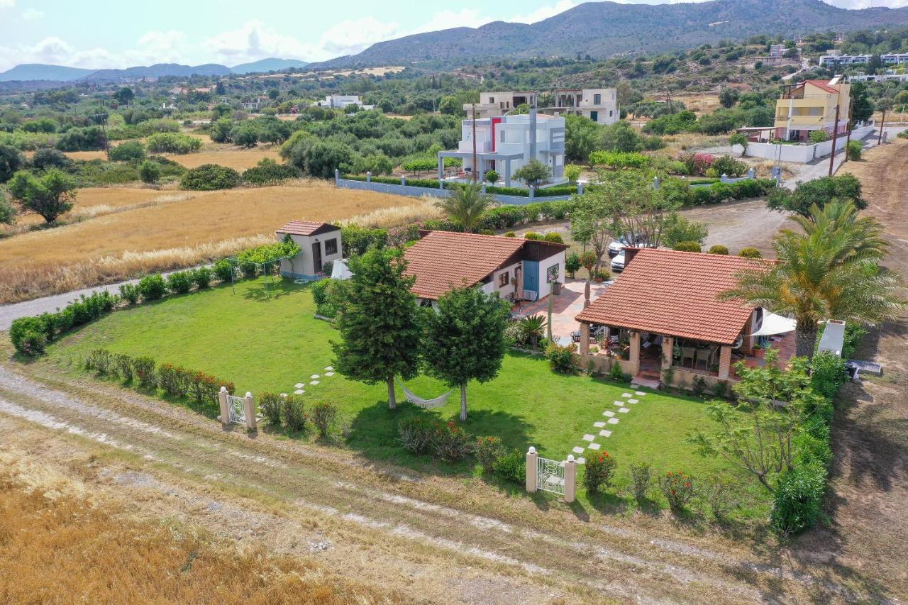 Ilaira Sea View Bungalow Gennadi Exteriér fotografie